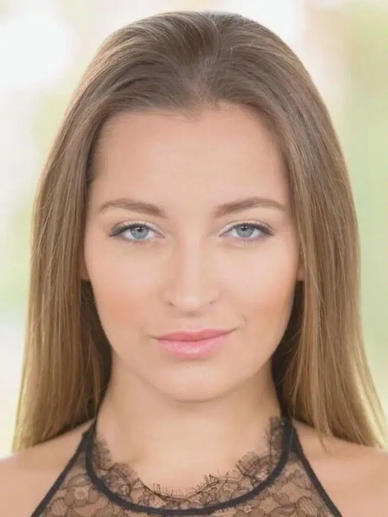 Nikki Lavay Biography: Wiki, Age, Career, Height, Weight, Boyfriend, Net Worth & More